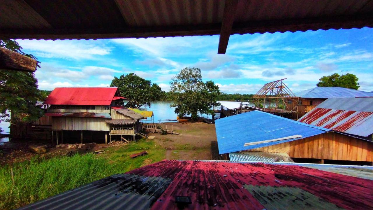 Hospedaje Y Tours Reina Arriera Amazonas Colombia Macedonia Экстерьер фото