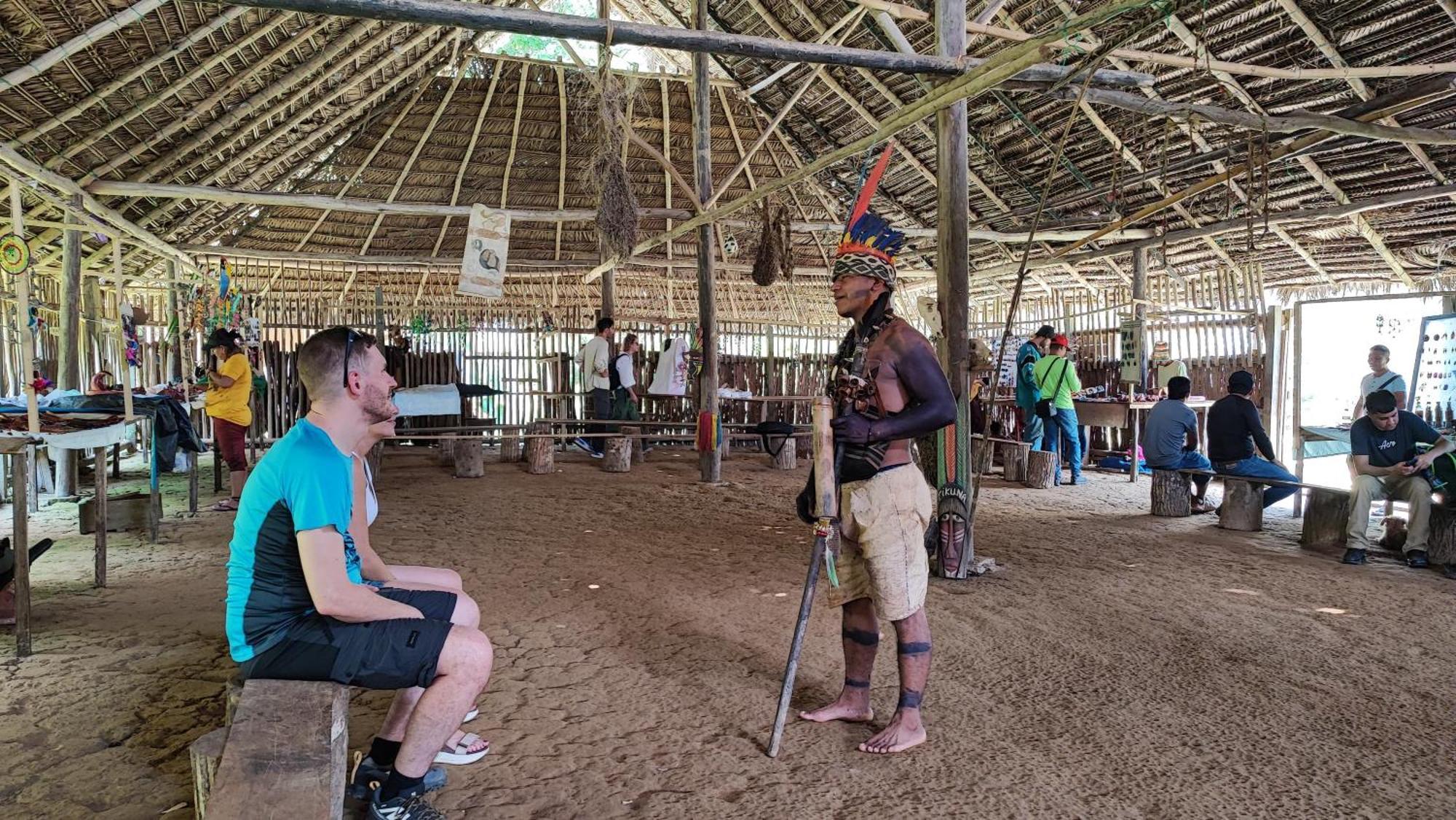 Hospedaje Y Tours Reina Arriera Amazonas Colombia Macedonia Экстерьер фото