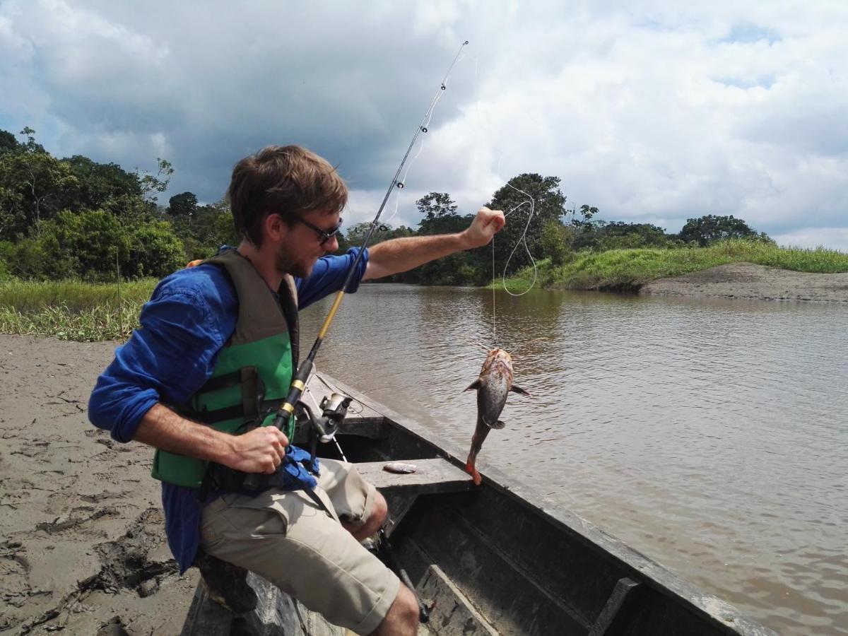 Hospedaje Y Tours Reina Arriera Amazonas Colombia Macedonia Экстерьер фото